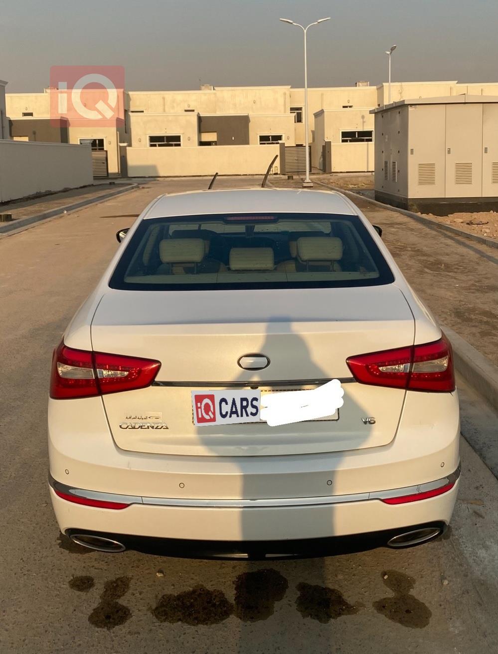 كيا كادينزا